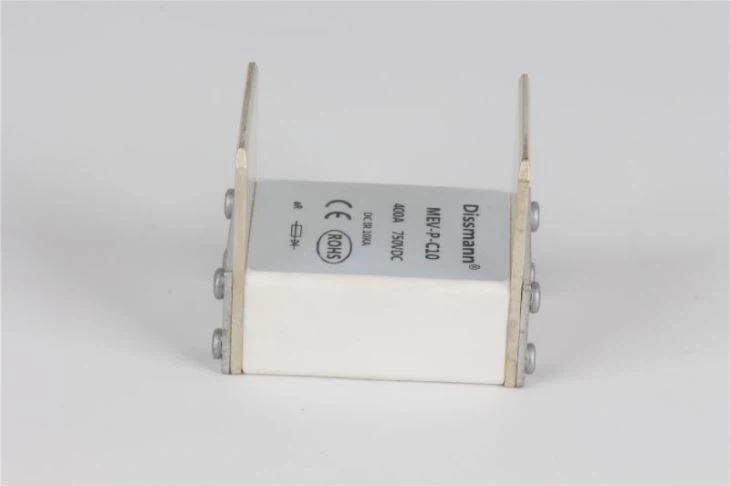 Autojen sähkösulakkeet